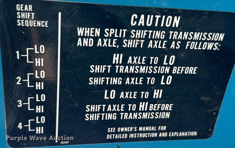 image for item KL9033 1974 Chevrolet  C60 grain truck