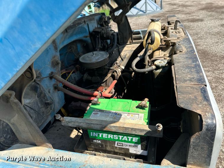 image for item KL9033 1974 Chevrolet  C60 grain truck