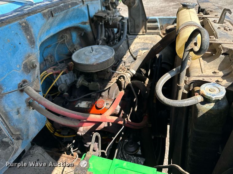 image for item KL9033 1974 Chevrolet  C60 grain truck