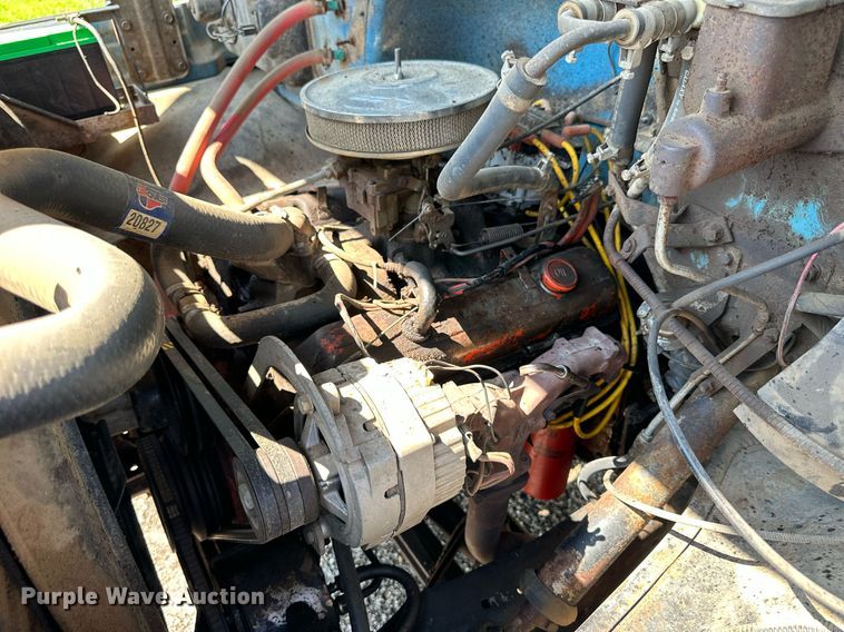 image for item KL9033 1974 Chevrolet  C60 grain truck