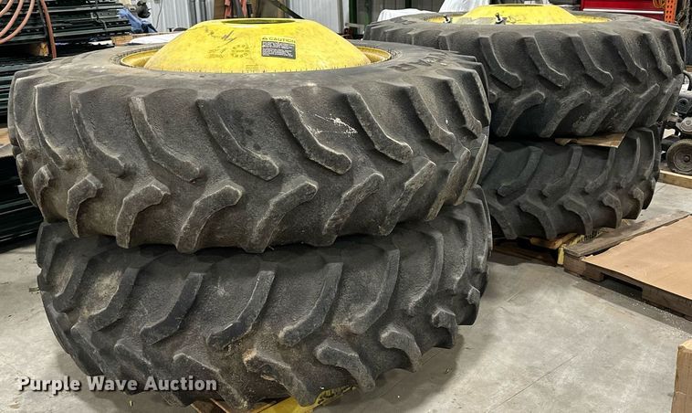 image for item KL9034 (4) 520/85R38 tires