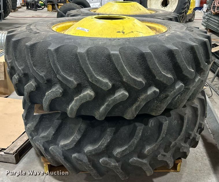 image for item KL9034 (4) 520/85R38 tires