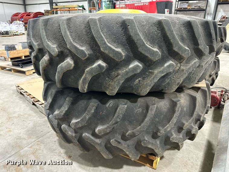 image for item KL9034 (4) 520/85R38 tires