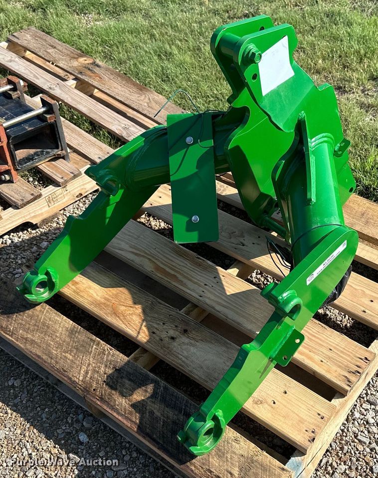 image for item KL9036 2018 John Deere  mounting frame kit