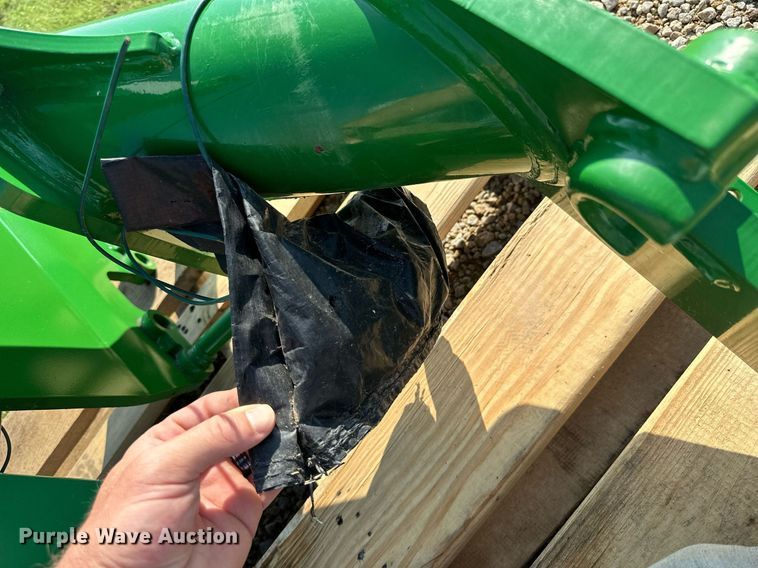 image for item KL9036 2018 John Deere  mounting frame kit