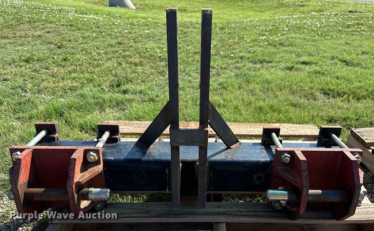 image for item KL9037 Three point to pin hitch adapter