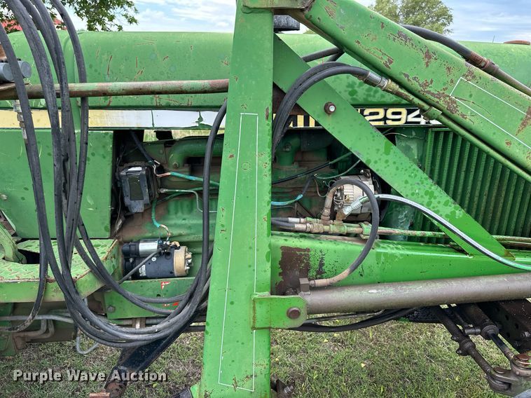 image for item KL9042 John Deere 2940  tractor