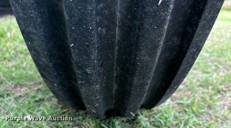 image for item KL9042 John Deere 2940  tractor