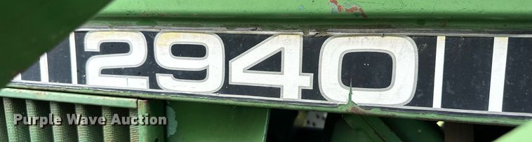 image for item KL9042 John Deere 2940  tractor