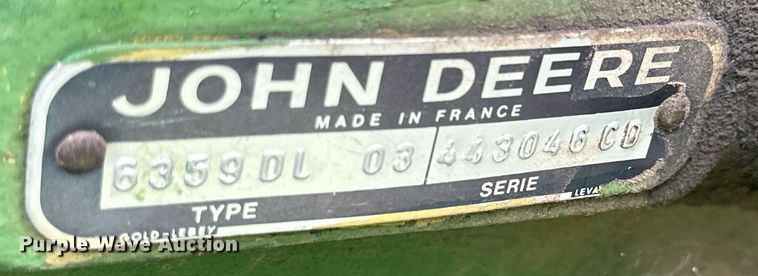 image for item KL9042 John Deere 2940  tractor