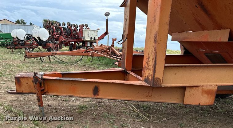 image for item KL9044 Gravity wagon