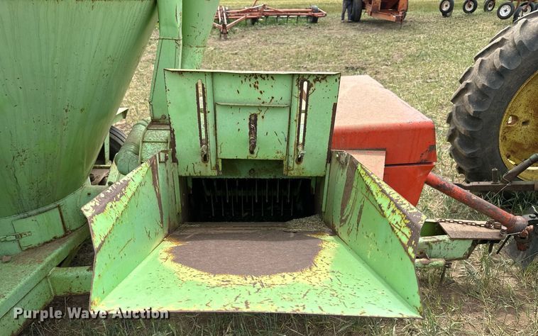 image for item KL9045 Owatonna 117  feed mixer