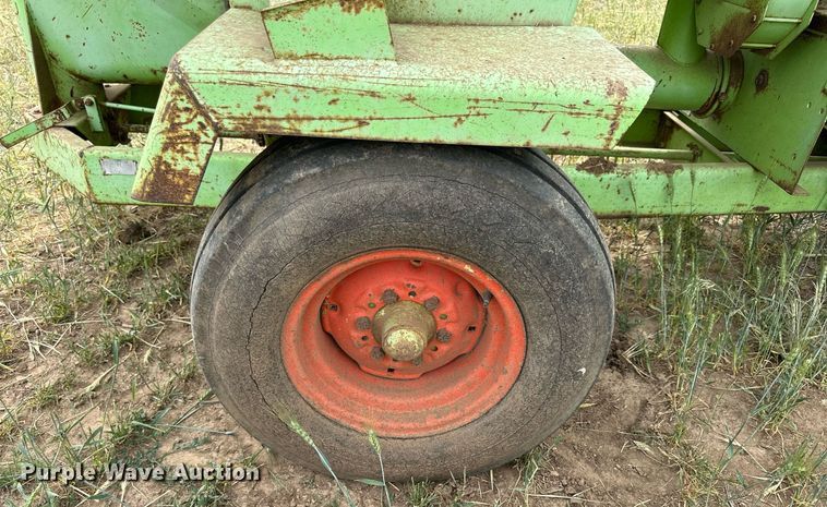 image for item KL9045 Owatonna 117  feed mixer