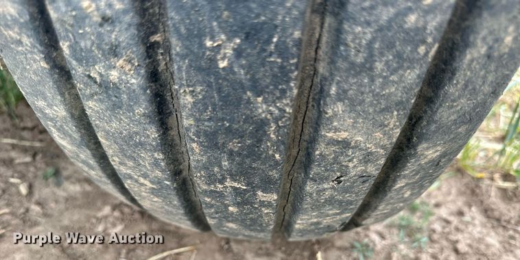 image for item KL9045 Owatonna 117  feed mixer