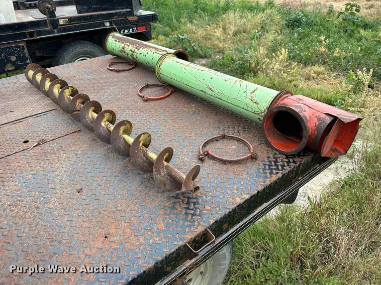 image for item KL9045 Owatonna 117  feed mixer