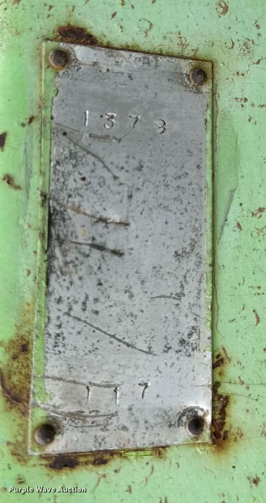 image for item KL9045 Owatonna 117  feed mixer