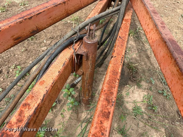 image for item KL9046 Allis Chalmers 1300  field cultivator