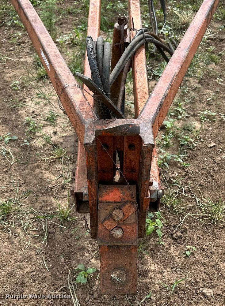 image for item KL9046 Allis Chalmers 1300  field cultivator