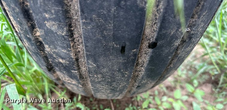 image for item KL9046 Allis Chalmers 1300  field cultivator