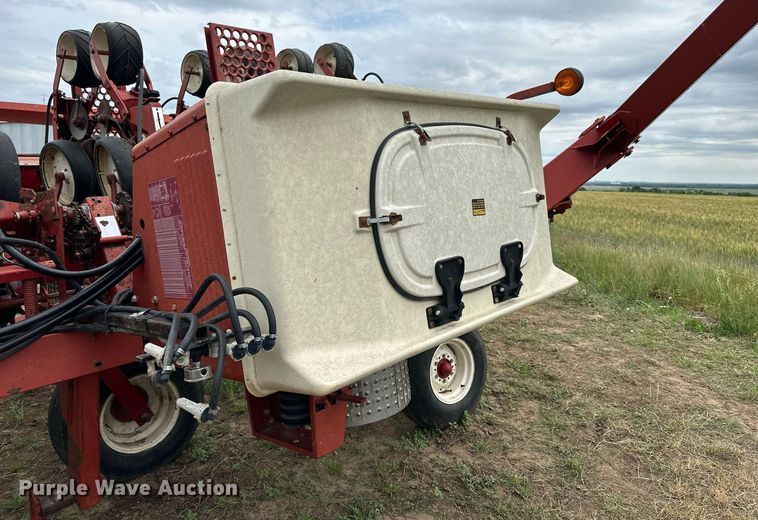 image for item KL9047 International 800 Cyclo Air  planter