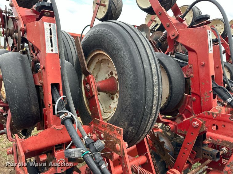 image for item KL9047 International 800 Cyclo Air  planter