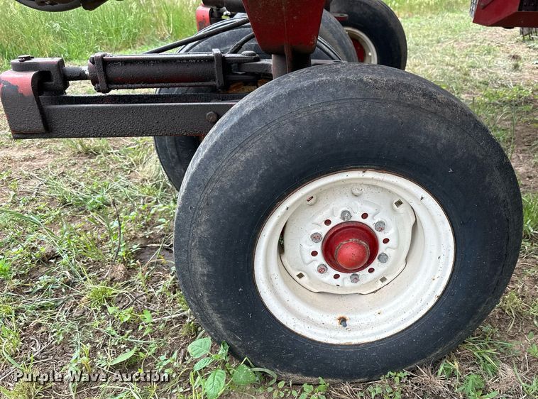 image for item KL9047 International 800 Cyclo Air  planter