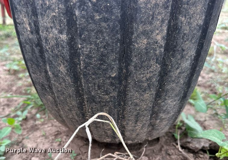 image for item KL9047 International 800 Cyclo Air  planter