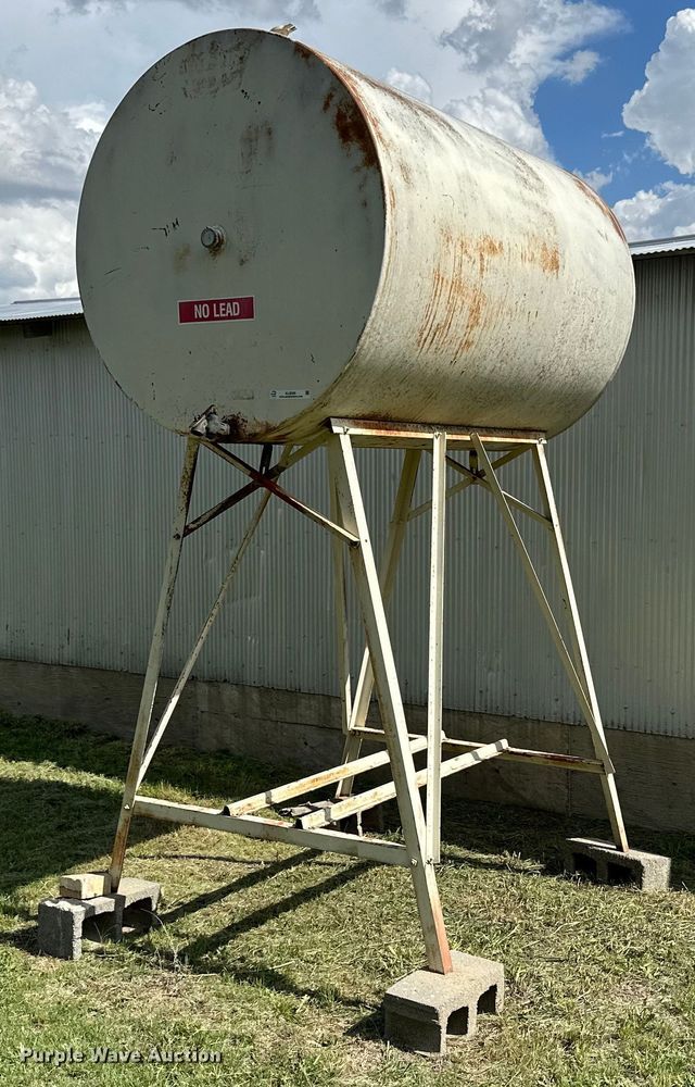 image for item KL9056 Fuel tank