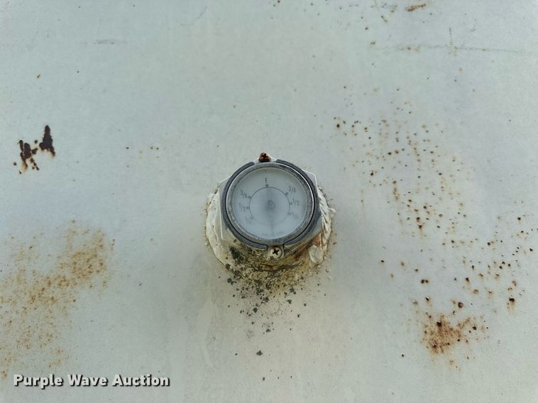 image for item KL9056 Fuel tank