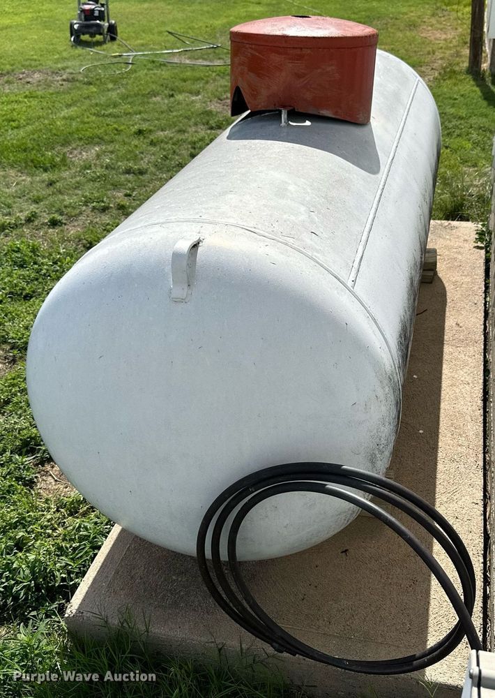 image for item KL9057 Beaird  propane tank