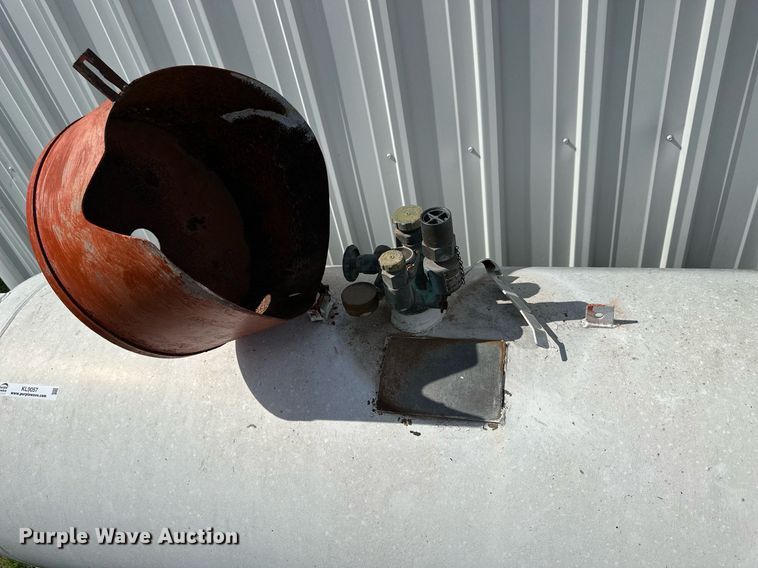 image for item KL9057 Beaird  propane tank