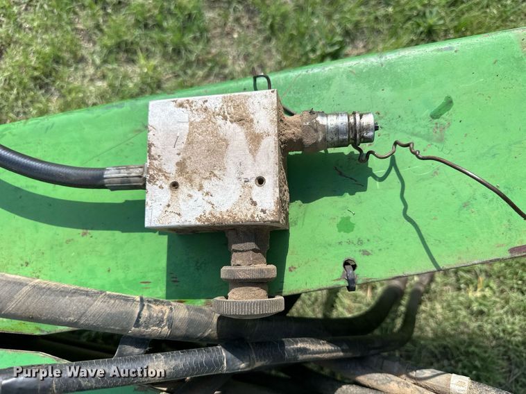 image for item KL9058 John Deere 7200 MaxEmerge 2  planter