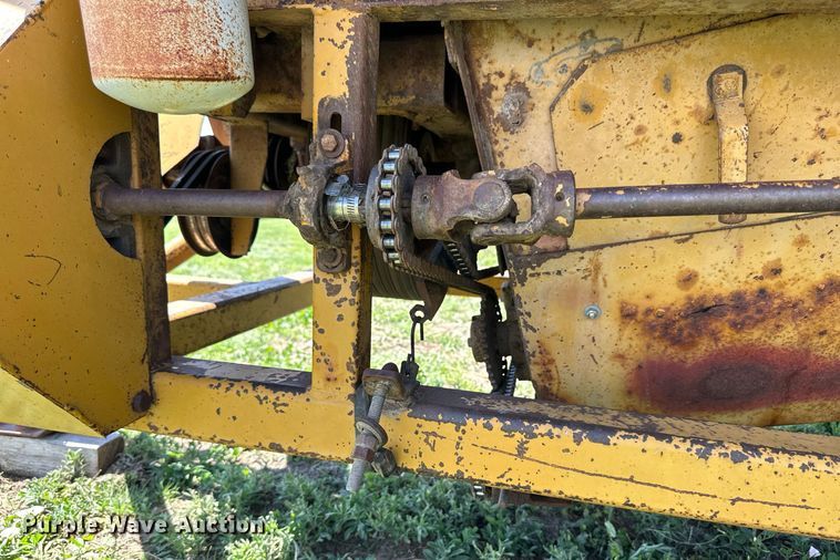 image for item KL9059 HayBuster H-1000  bale processor