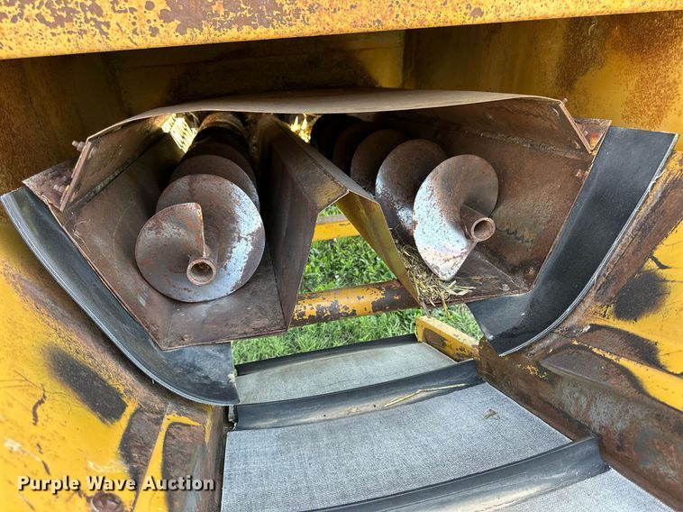 image for item KL9059 HayBuster H-1000  bale processor