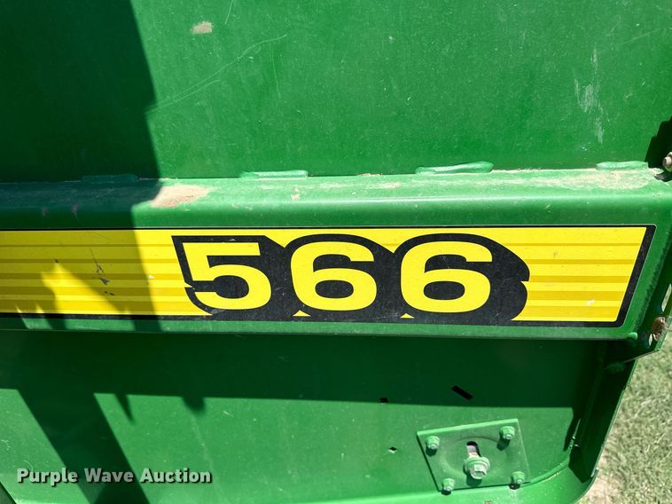 image for item KL9060 1999 John Deere 566  round baler