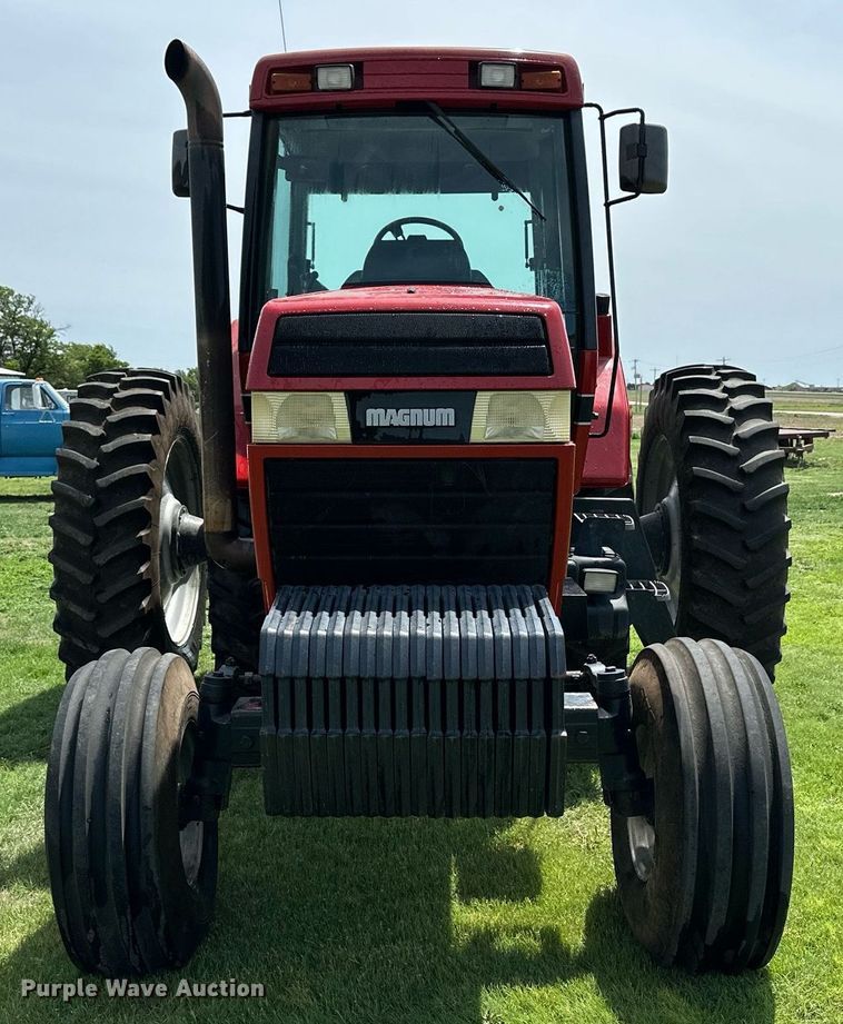 image for item KL9064 1994 Case IH 7220  tractor