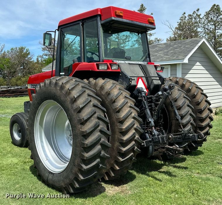 image for item KL9064 1994 Case IH 7220  tractor