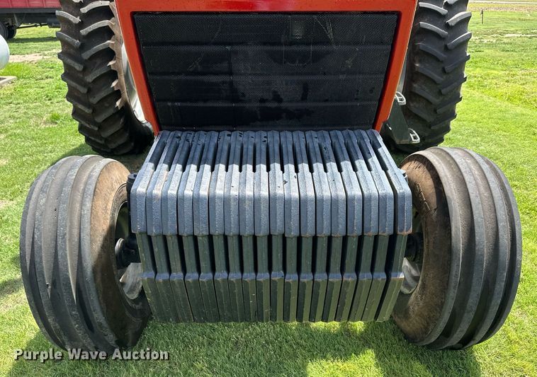 image for item KL9064 1994 Case IH 7220  tractor