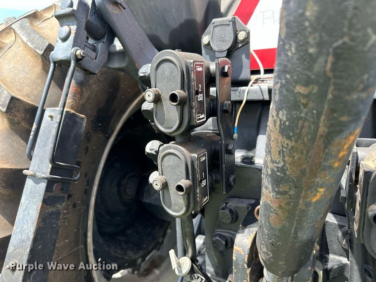 image for item KL9064 1994 Case IH 7220  tractor