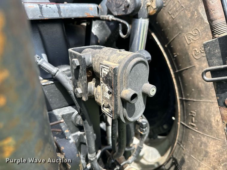 image for item KL9064 1994 Case IH 7220  tractor