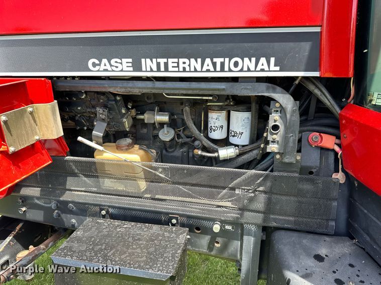 image for item KL9064 1994 Case IH 7220  tractor