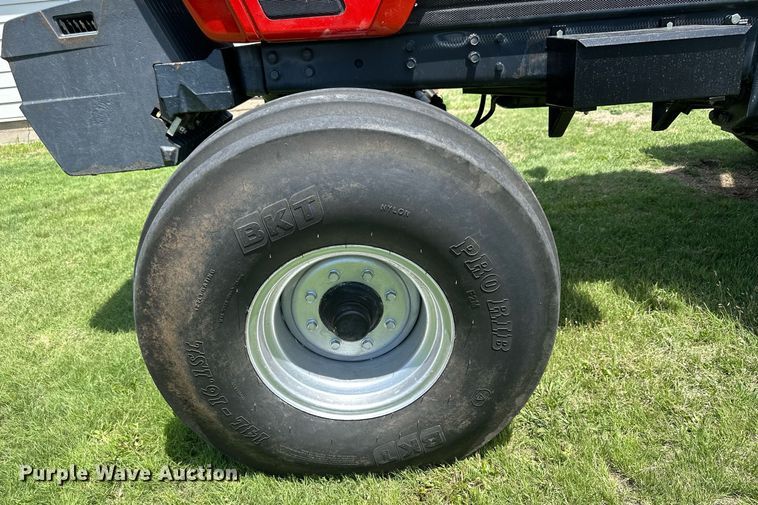 image for item KL9064 1994 Case IH 7220  tractor