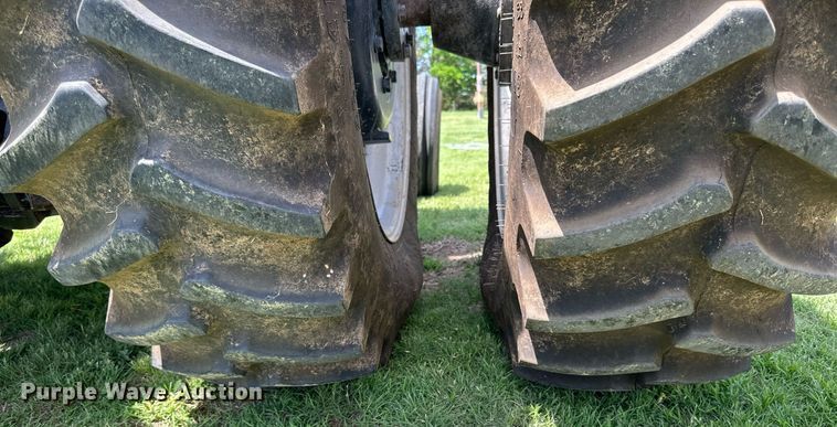 image for item KL9064 1994 Case IH 7220  tractor