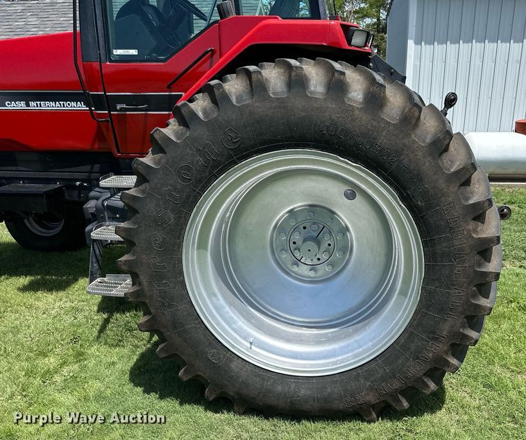 image for item KL9064 1994 Case IH 7220  tractor