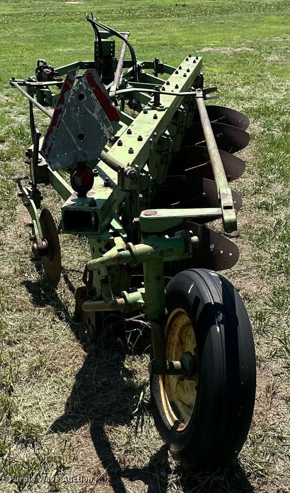 image for item KL9066 John Deere F145  six bottom plow