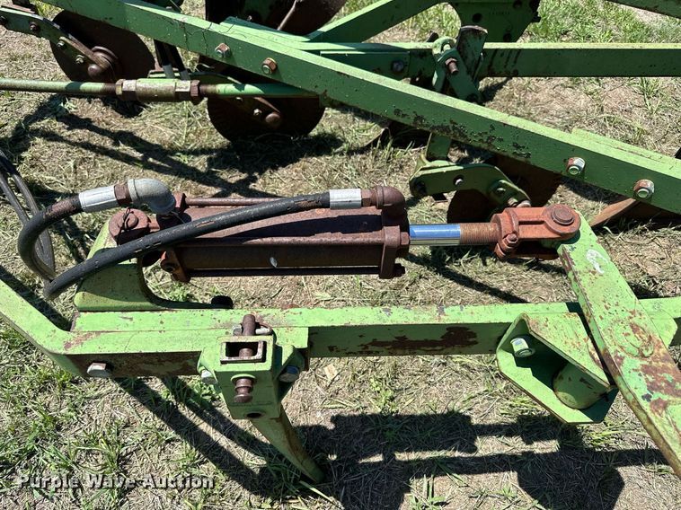 image for item KL9066 John Deere F145  six bottom plow