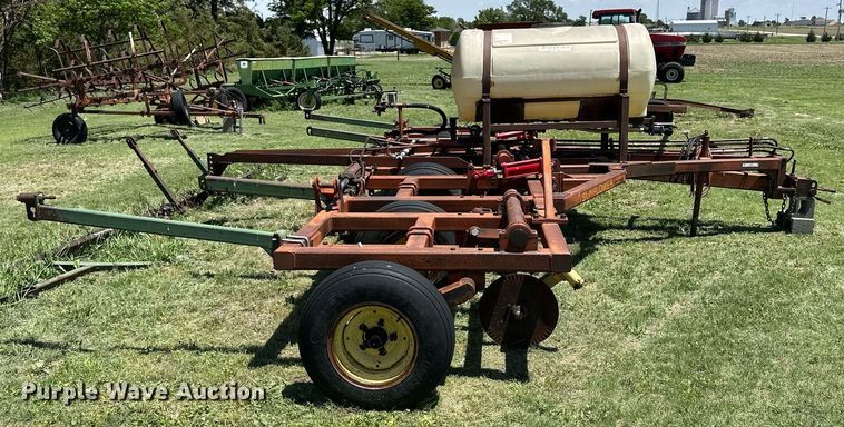 image for item KL9068 Sunflower H24  sweep plow