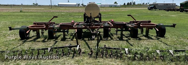image for item KL9068 Sunflower H24  sweep plow