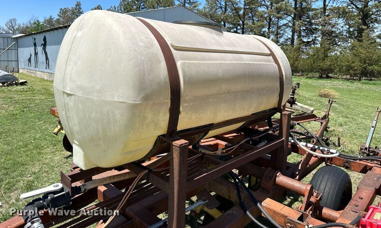 image for item KL9068 Sunflower H24  sweep plow