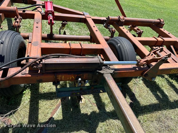 image for item KL9068 Sunflower H24  sweep plow
